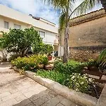 Bed & Breakfast La Pergola Custonaci