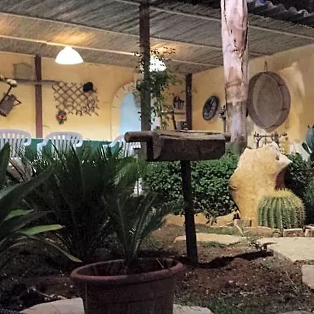 Bed & Breakfast La Pergola 4*