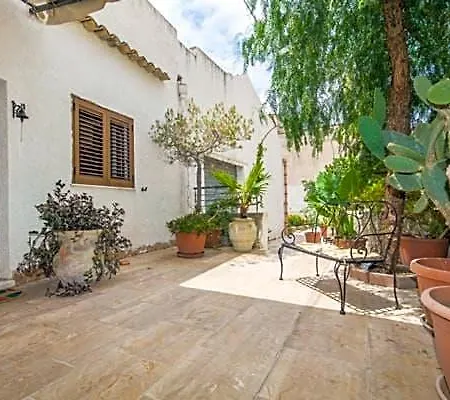 Bed & Breakfast La Pergola 4*