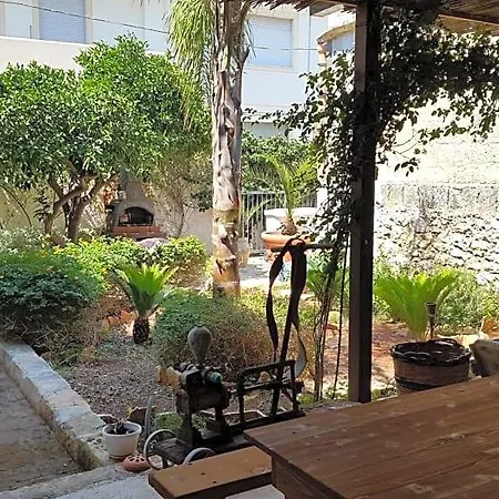 La Pergola Bed & Breakfast Custonaci