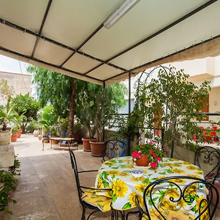 La Pergola 3*